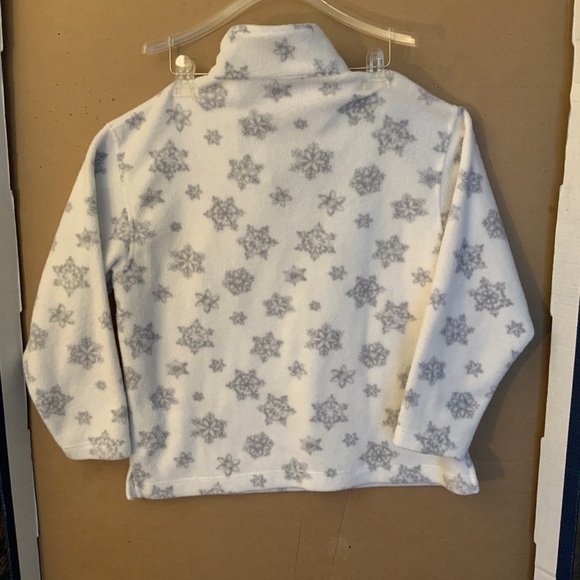 FLEECE SNOW FLAKES, PULLOVER. BUNDLE BONANZA - Picture 7 of 10